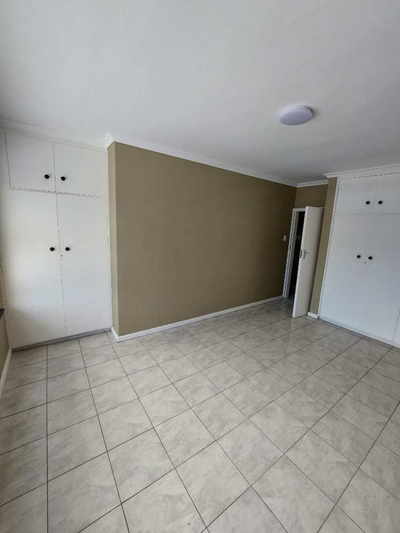 To Let 2 Bedroom Property for Rent in Claremont Western Cape